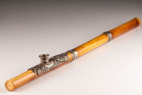 Opium pipe